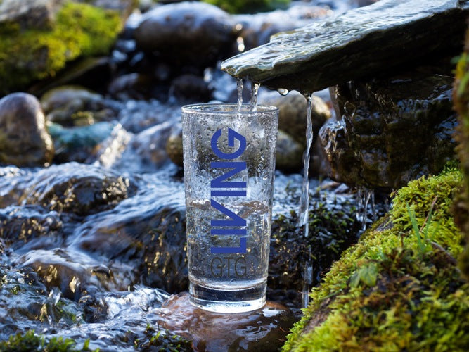 Combatting Hyperpigmentation: The Role of Natural Spring Water in Skin Clarity